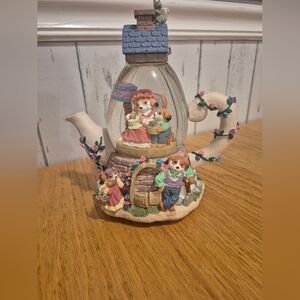 Vintage Musical Globe Teapot